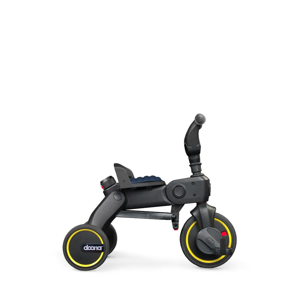Doona Liki Trike Tek Parça Katlanır 3 Tekerlekli Bebek Bisikleti S3 - Flame Red