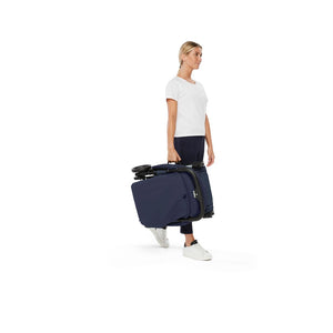 Inglesina Quid2 Tek El Tek Hamle ile Katlanıp Açılan Kabin Boy Bebek Arabası - Midnight Blue